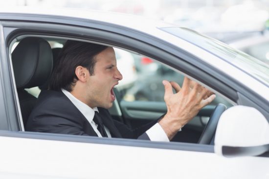 車間距離を詰める人