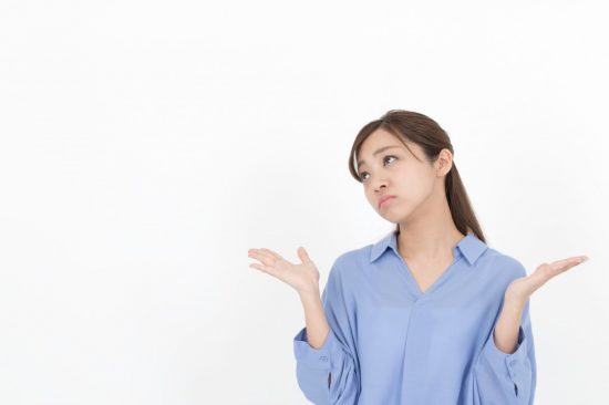 がっかりする女性