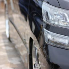 自動車